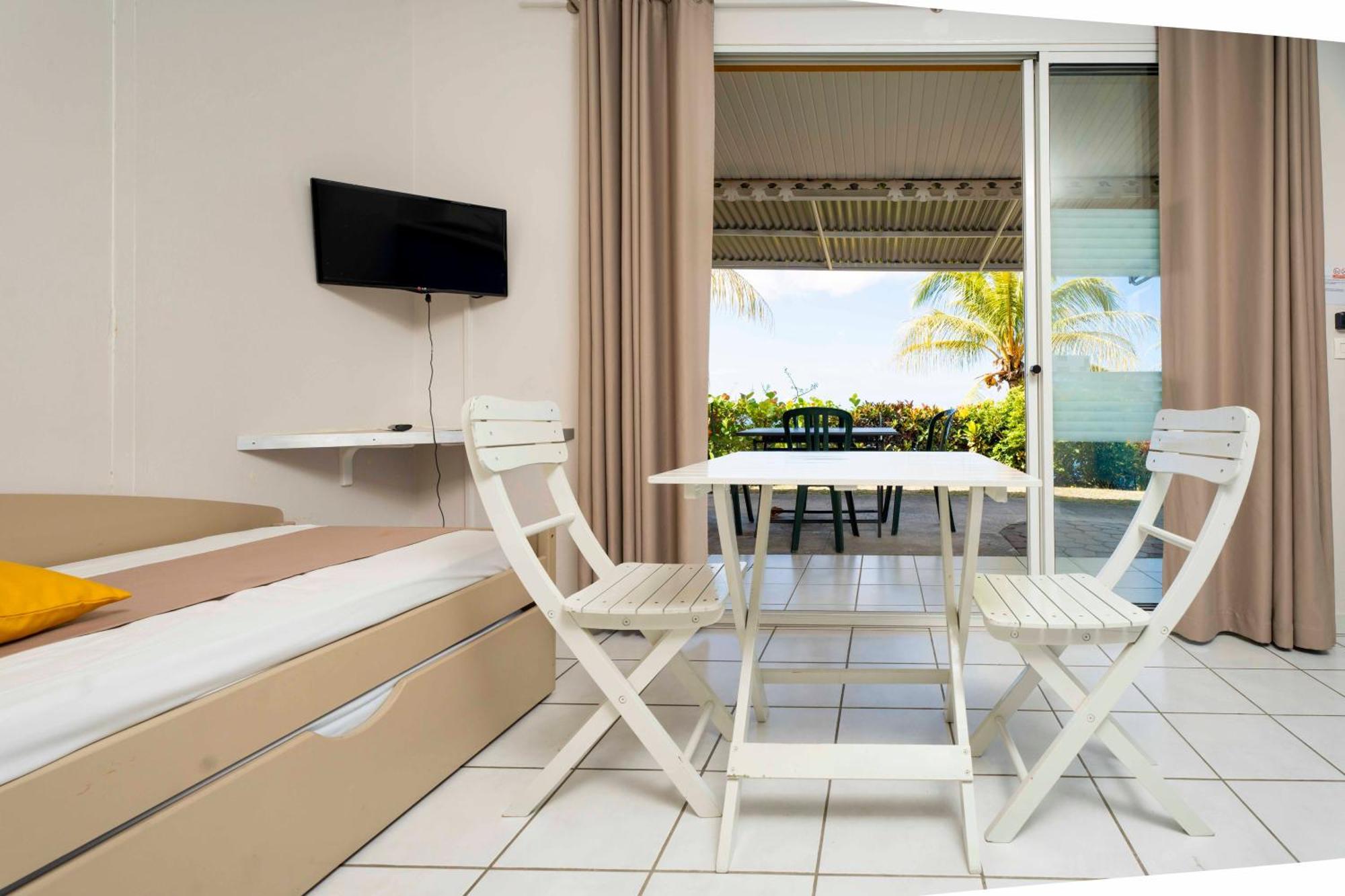 Hotel Village Pomme Cannelle 3 Etoiles Le Precheur Экстерьер фото