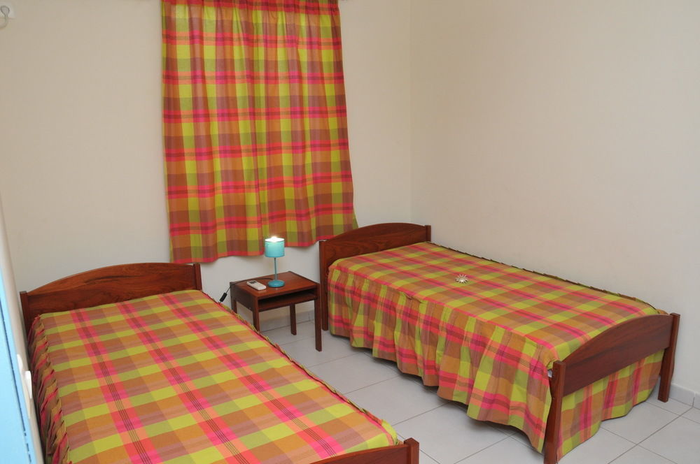 Hotel Village Pomme Cannelle 3 Etoiles Le Precheur Экстерьер фото